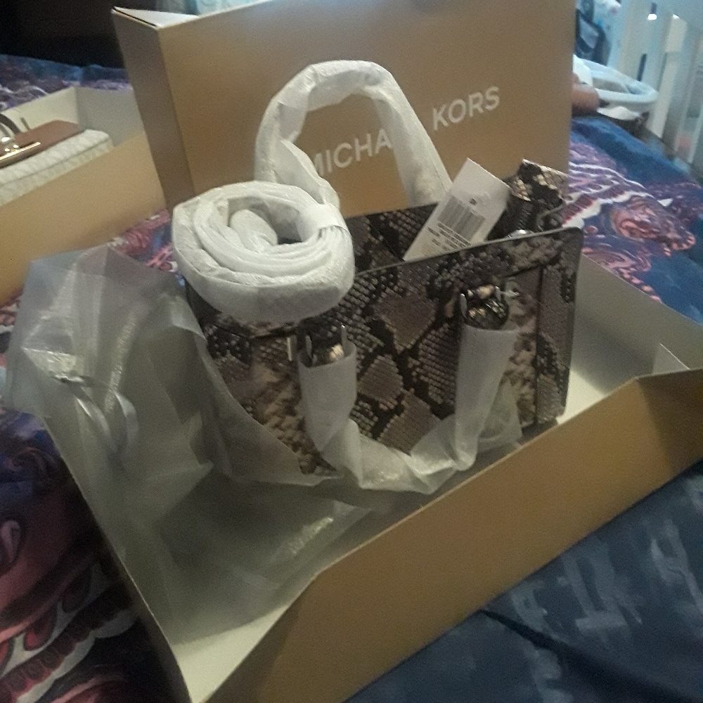 Authentic Mk